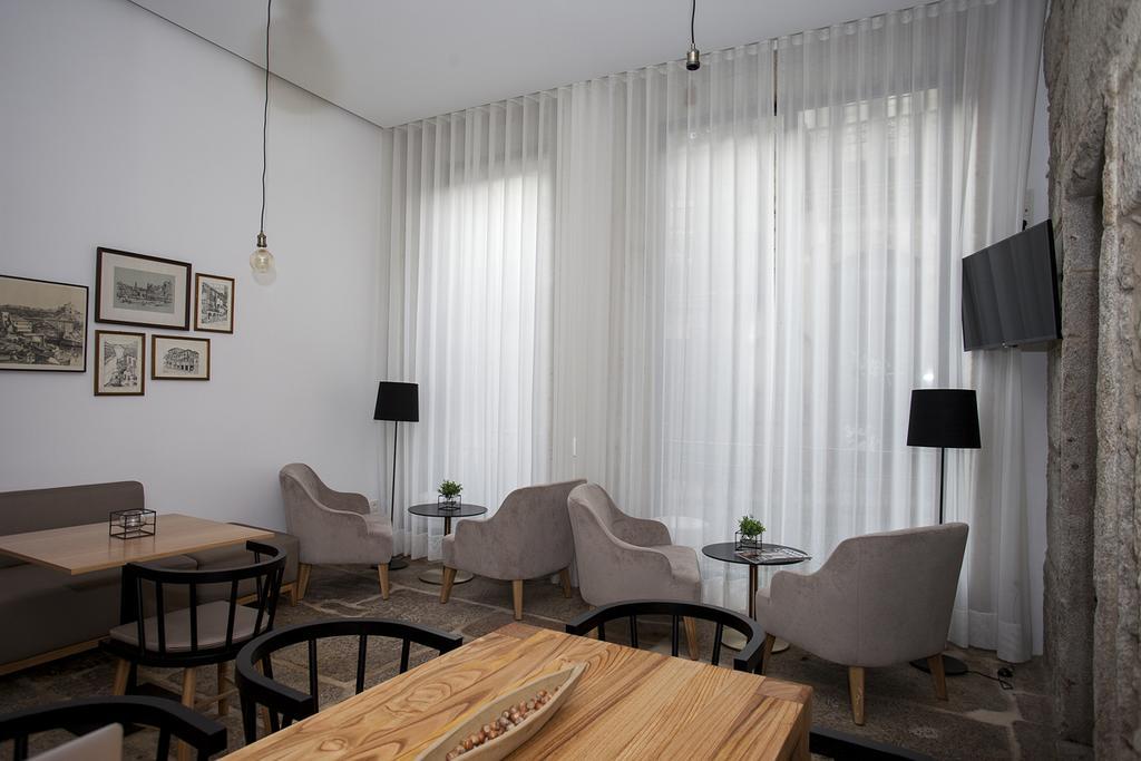 Belomont52 Guest House ポルト エクステリア 写真